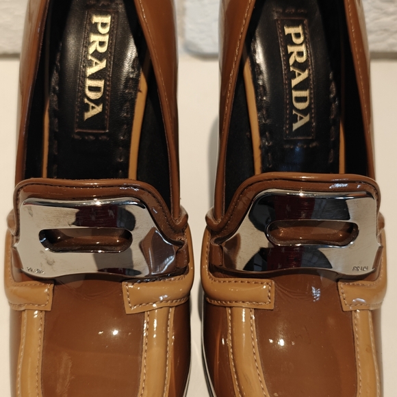 Prada shoes - Picture 1 of 8